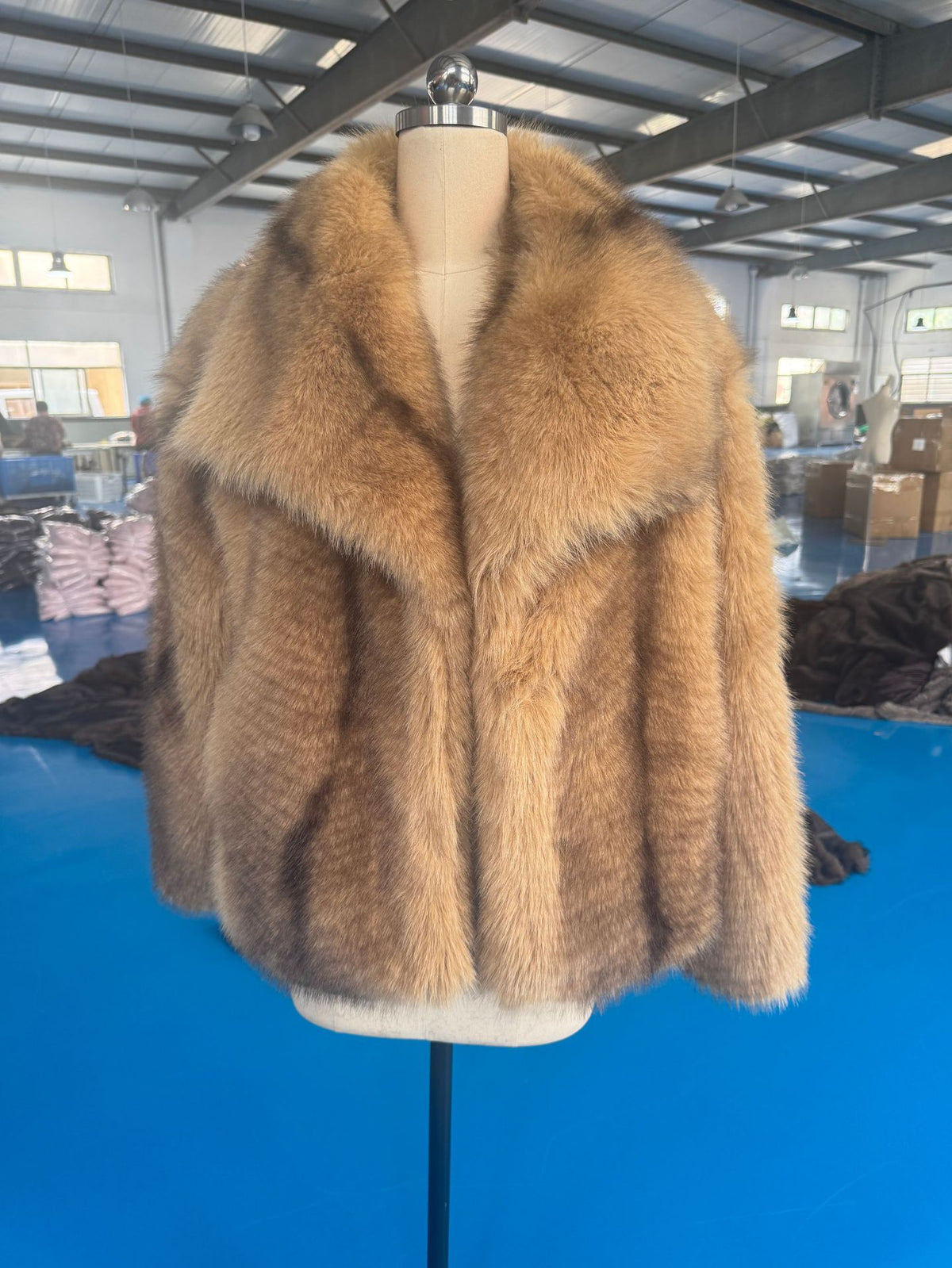 Chaqueta de chiporro bicolor con solapa ancha para mujer - foto 6