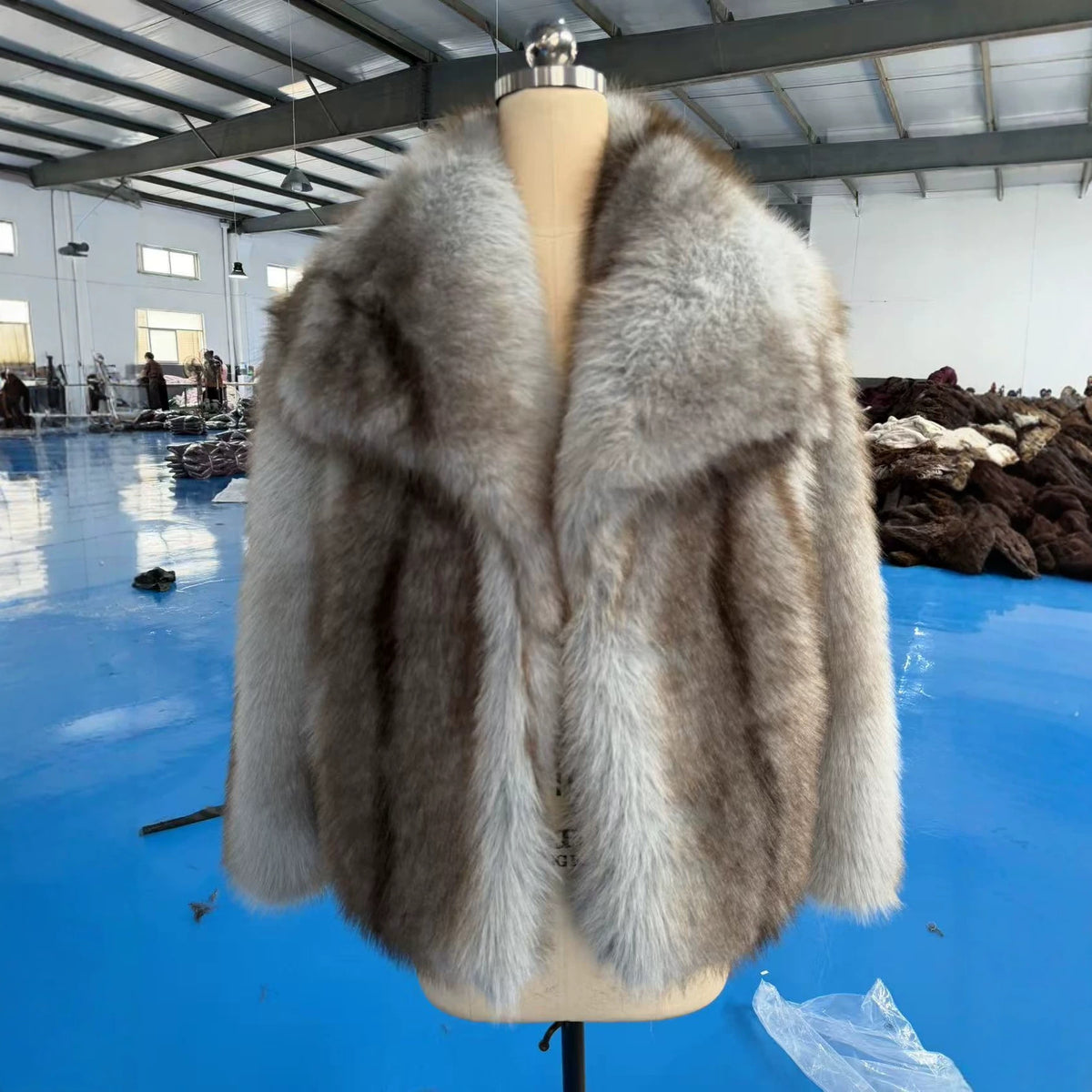 Chaqueta de chiporro bicolor con solapa ancha para mujer - foto 2