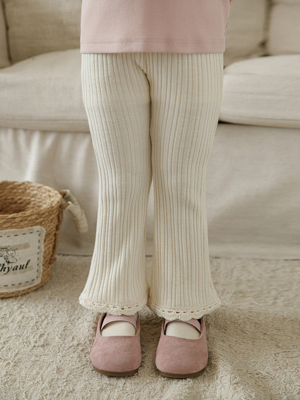 Versátil Niña Ribbed Flared Pantalón con Lace Trim - foto 5