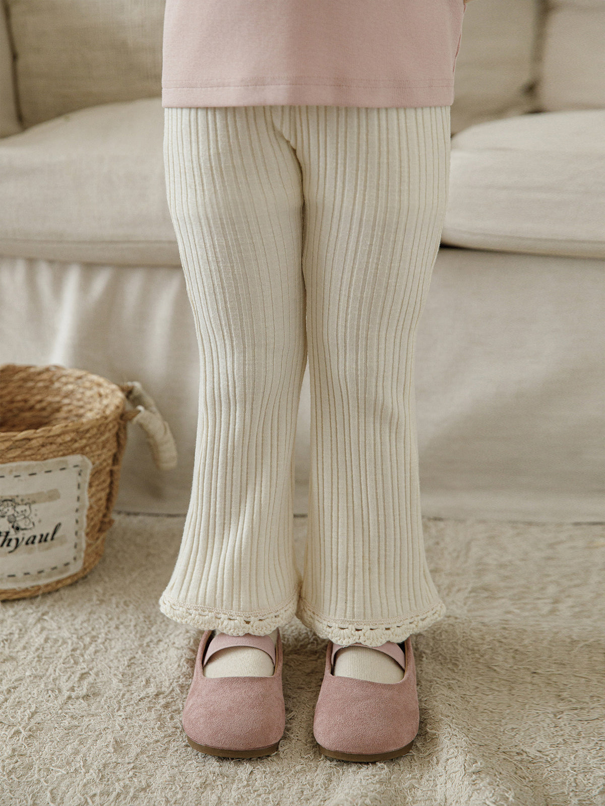 Versátil Niña Ribbed Flared Pantalón con Lace Trim - foto 5