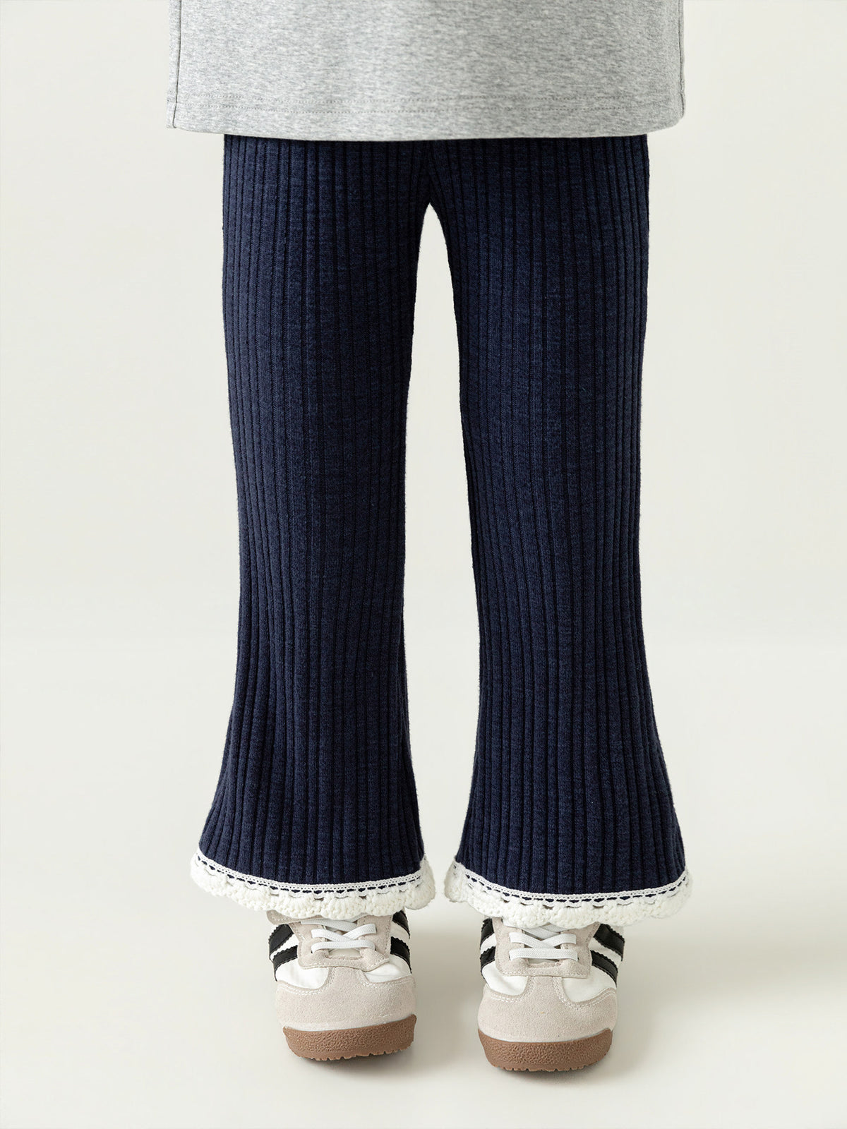 Versátil Niña Ribbed Flared Pantalón con Lace Trim